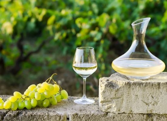 Famous white wine blends